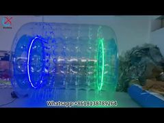 Sehen Sie sich die Demo des Fabrik-LED-Licht-PVC-Rollenrohr-Rollerballspiels mit aufblasbarem Körper und Zorbball an