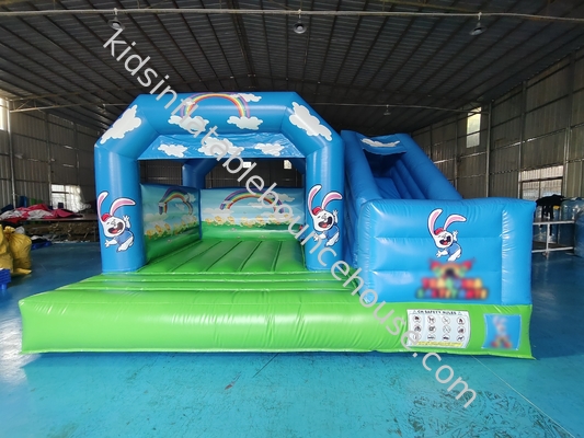 Aufblasbares Sprunghaus aus Tarpaulin aus PVC mit Schiebeblauem Himmel Aufblasbares Combo für Kinder im Freien