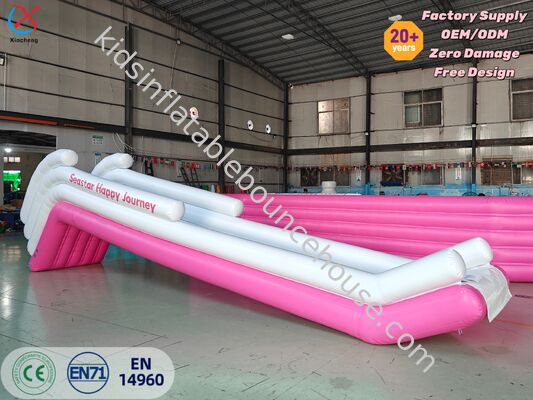 Aufblasbare Yacht-Wasserrutsche in Pink, individuell anpassbare aufblasbare Rutsche für Yacht-Wasserunterhaltung